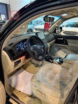 تويوتا لاندكروزر